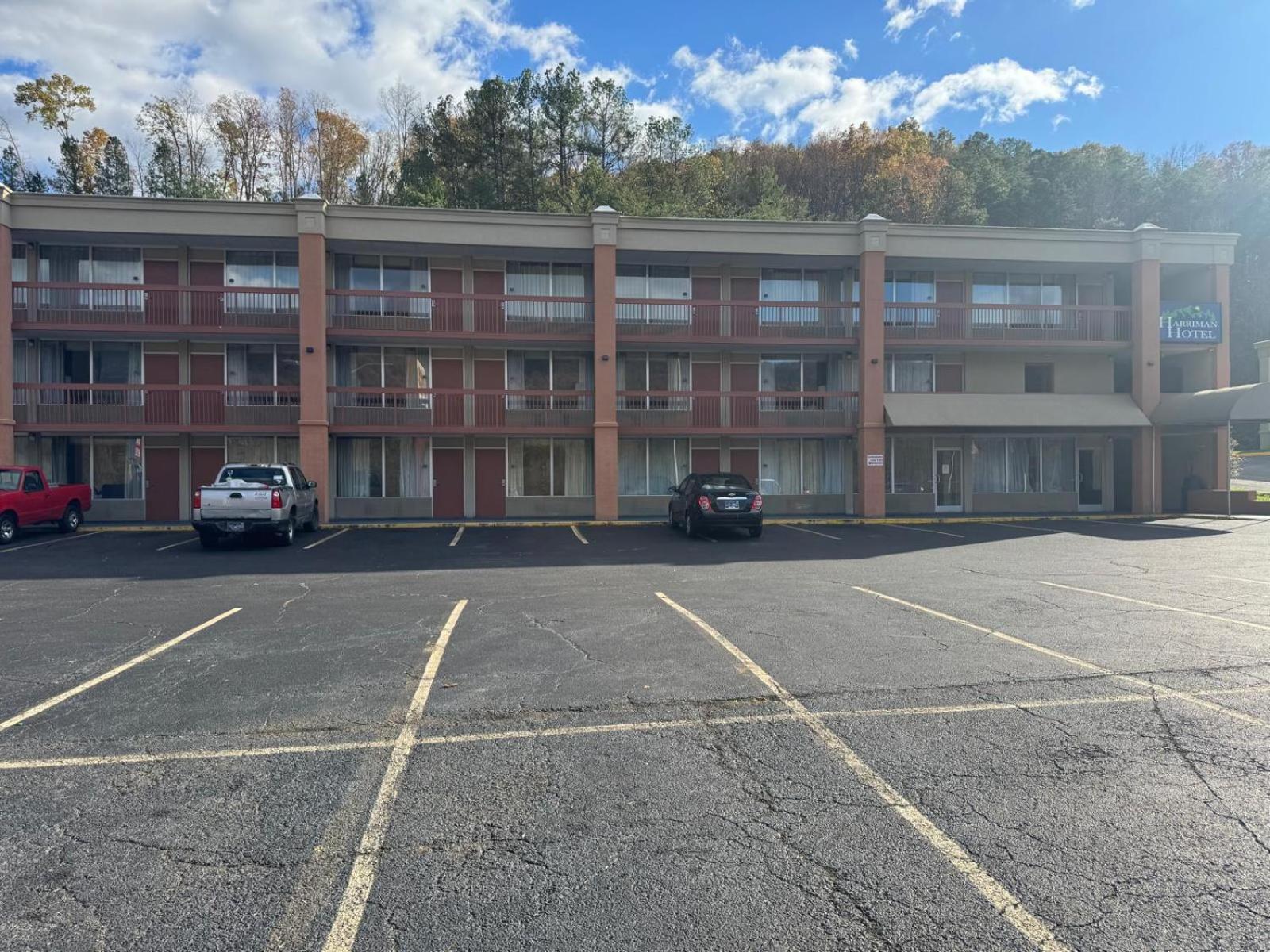 Oyo Hotel Harriman Near I-40 Kültér fotó