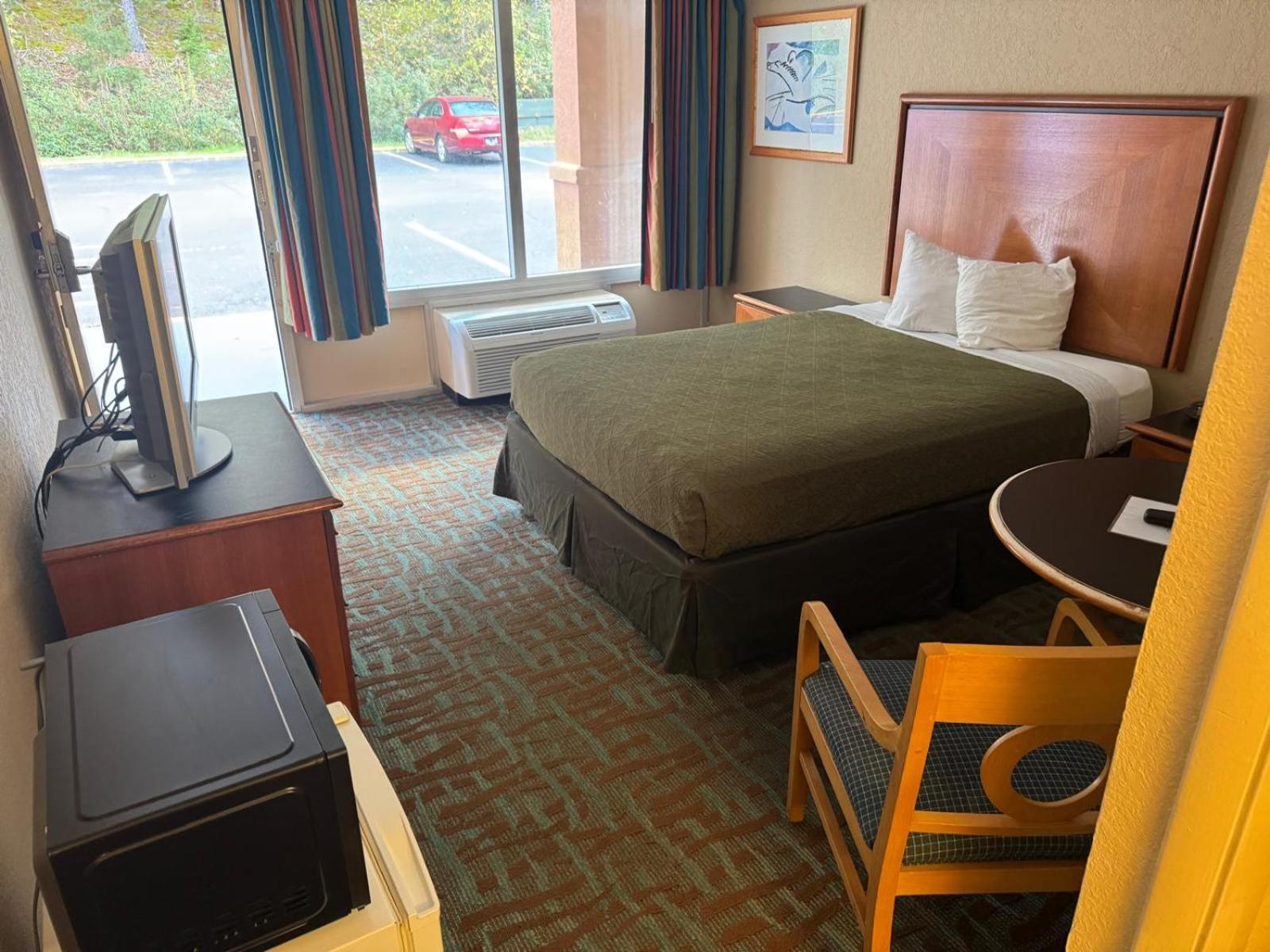 Oyo Hotel Harriman Near I-40 Kültér fotó